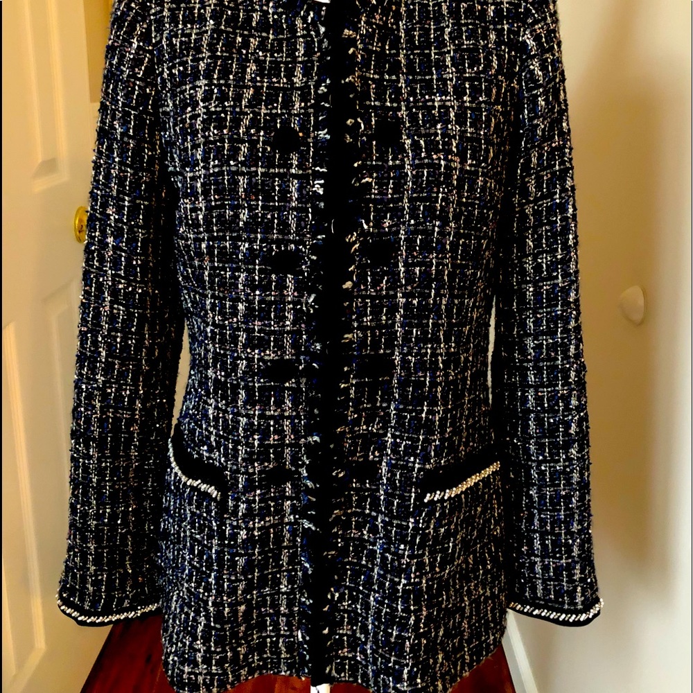 White House Black Market Navy and White Tweed Blazer
